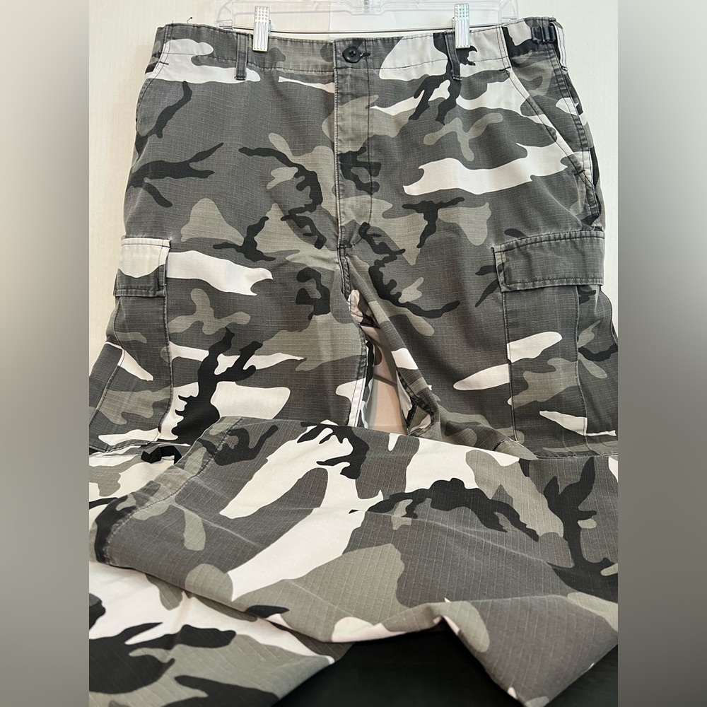 Genuine Gear Camouflage Cargo Pants